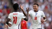 Jesse Lingard ghi cú đúp sau 2 nỗ lực kiến tạo của Bukayo Saka. Ảnh: Getty Images