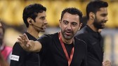 Xavi bày tỏ mong muốn trở lại Camp Nou và bình tĩnh chờ kết quả đàm phán giữa Al-Sadd và Barcelona.