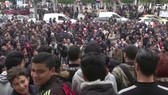 Người dân Tunisia biểu tình phản đối biện pháp kinh tế khắc khổ của chính phủ