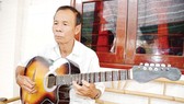 Nghệ nhân dân gian Tư Huỳnh Ảnh: ĐINH CÔNG NAM