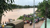 Nước sông tại tỉnh Attapeu dâng cao gây ngập úng sau khi đập thủy điện vỡ. Ảnh: ABC LAOS