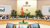 Thủ tướng Nguyễn Xuân Phúc phát biểu tại phiên họp. Ảnh: VIẾT CHUNG