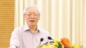 Tổng Bí thư, Chủ tịch nước Nguyễn Phú Trọng phát biểu tại hội nghị tiếp xúc cử tri các quận Hoàn Kiếm, Ba Đình và Tây Hồ, TP Hà Nội. Ảnh: VIẾT CHUNG