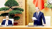 Thủ tướng Nguyễn Xuân Phúc, Chủ tịch Ủy ban Quốc gia về Chính phủ điện tử, phát biểu kết luận cuộc họp