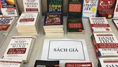 Sách giả vẫn hoành hành