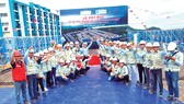 Hòa Bình cất nóc Dự án Phố thương mại - Gateway
