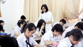 Nghiên cứu bài học hay diễn kịch?