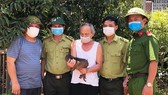 Hà Tĩnh: Người dân giao nộp nhiều cá thể khỉ và rùa quý hiếm