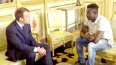 “Người nhện” Mali trở thành công dân Pháp