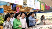 Quyết liệt kiểm tra thực phẩm