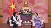 Chủ tịch Quốc hội Nguyễn Thị Kim Ngân tiếp Viện trưởng Viện KSND Tối cao Cuba, bà Yamila Pena Ojeda. Ảnh: Quốc hội
