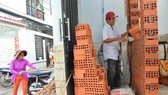 Trân quý từng mét đất dân hiến mở rộng hẻm