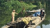 Hoạt động thăm dò, khai thác cát, sỏi trái phép ở Thừa Thiên-Huế