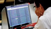 Hệ thống xử lý sự cố vận hành ngày đầu: VN-Index giảm gần 10 điểm