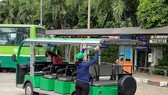 Xe buýt sử dụng điện tuyến Công viên 23-9 - Thảo cầm viên Sài Gòn. Ảnh: CAO THĂNG
