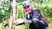Người Cor ở thôn Quế rất yêu và bảo vệ, giữ gìn rừng Cà Đam
