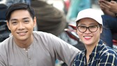 Đạo diễn Mỹ Trang trong quá trình thực hiện phim tài liệu Ra biển lớn