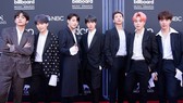 K-Pop chưa hạ nhiệt