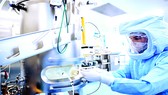 Mỹ, EU sẵn sàng chia sẻ bản quyền vaccine Covid-19