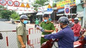 Lập chốt kiểm soát tại các hẻm thông từ quận Gò Vấp