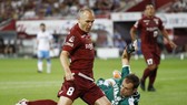 Andre Iniesta sẽ đối đầu Barcelona trong màu áo Kobe