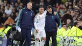 Chân thương của Eden Hazard không nhẹ như chuẩn đoán ban đầu.