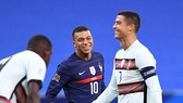 Ronaldo luôn đen đủi trước khung thành tuyển Pháp