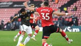 Man United thắng ngược trên sân St.Mary's