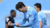 Niềm vui chiến thắng của John Stones