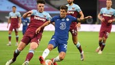 Chelsea phải thắng trên sân West Ham mới hy vọng vào top 4