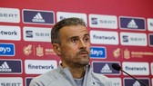 Luis Enrique gậy nhiều bất ngờ cho giới chuyên môn