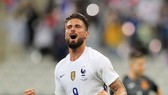 Olivier Giroud giúp tuyển Pháp giành chiến thắng