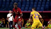 Tammy Abraham kiến tạo nên chiến thằng dcu3a AS Roma