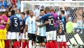 Kylian Mbappe và Lionel Messi sẽ cạnh tranh cơ hội ghi bàn ở PSG