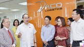 Gặp Bí thư Thành ủy TPHCM Nguyễn Thiện Nhân, doanh nghiệp “than” về thủ tục hành chính