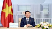 Chủ tịch Quốc hội Vương Đình Huệ hội đàm với Chủ tịch Nhân đại Trung Quốc Lật Chiến Thư