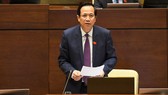 Bộ trưởng Bộ LĐTB-XH Đào Ngọc Dung giải trình làm rõ thêm một số vấn đề ĐBQH nêu. Ảnh: QUANG PHÚC