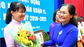 Chủ tịch UBND quận có trách nhiệm tổ chức hội nghị đối thoại với nhân dân