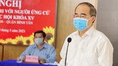 Ứng cử viên Nguyễn Thiện Nhân, Trưởng đoàn ĐBQH TPHCM trình bày chương trình hành động. Ảnh: ĐÌNH LÝ