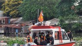Cảnh sát tìm thi thể nạn nhân