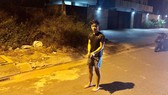 Đối tượng Quang thực nghiệm hiện trường. Ảnh: CHÍ THẠCH