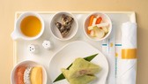 Các món ăn ngày tết được đưa lên máy bay