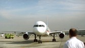 2 máy bay va chạm tại sân bay Nội Bài