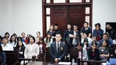 Dừng tranh chấp vở diễn thực cảnh “Ngày Xưa”
