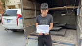 Kiểm soát người ra vào vùng dịch, phát hiện thanh niên vận chuyển ma túy
