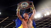 Lomachenko bảo vệ thành công đai dưới nhẹ của WBO