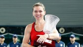 Simona Halep thắng danh hiệu đầu tiên trong tư cách "Nữ hoàng"