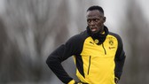 Nếu muốn theo bóng đá đỉnh cao, Usain Bolt sẽ còn phải cố gắng rất nhiều