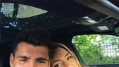 Morata và vợ, cô Campello