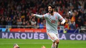 Isco Alarcon ăn mừng chiến thắng trước Argentina